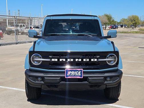 2023 Ford Bronco Outer Banks