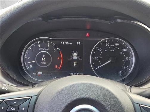 Super Black 2021 Nissan Versa 1.6 SV