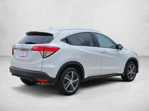 Platinum White Pearl 2022 Honda HR-V EX