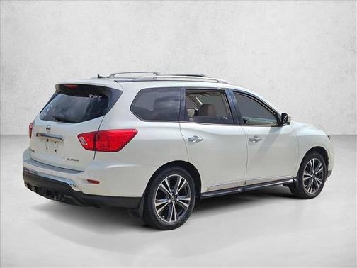 2018 Nissan Pathfinder Platinum