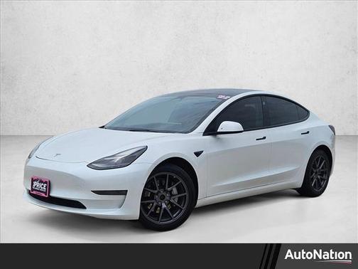 Pearl White Multi-Coat 2022 Tesla Model 3 Long Range