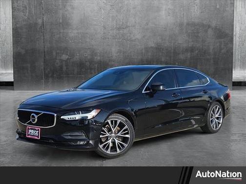 2018 Volvo S90 T5 Momentum