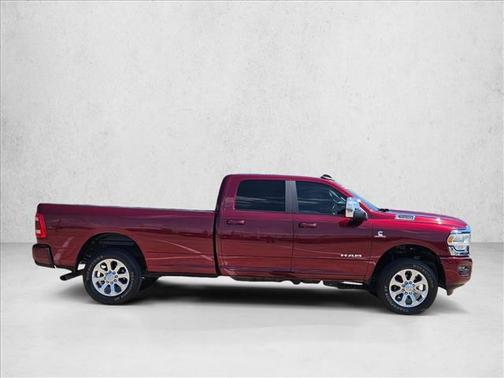 2023 RAM 3500 Laramie Crew Cab 4x4 8' Box