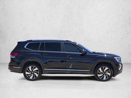 Deep Black Pearl 2024 Volkswagen Atlas 2.0T SEL