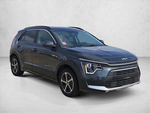 2024 Kia Niro LX