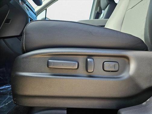 Crystal Black Pearl 2025 Honda Ridgeline RTL