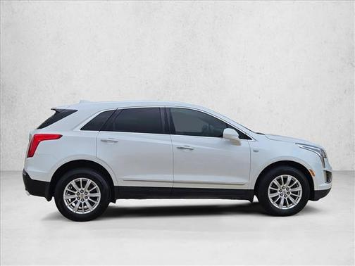 2017 Cadillac XT5 Base