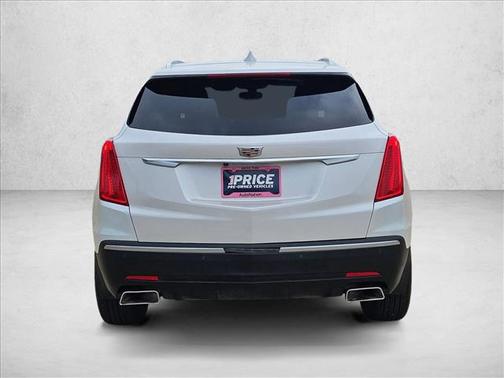 2017 Cadillac XT5 Base