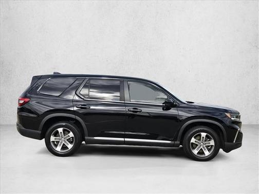 2023 Honda Pilot AWD EX-L 7 Passenger