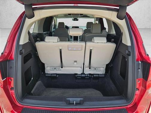 Radiant Red Metallic II 2026 Honda Odyssey Touring