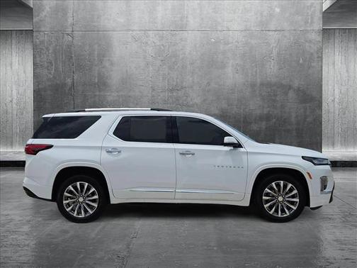 2022 Chevrolet Traverse Premier