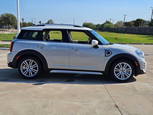 2023 MINI Countryman Cooper S