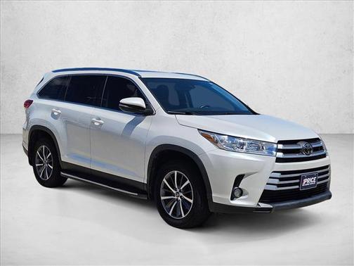 Blizzard Pearl 2019 Toyota Highlander XLE
