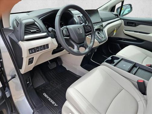 Solar Silver Metallic 2026 Honda Odyssey EX-L
