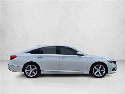 Platinum White Pearl 2022 Honda Accord Hybrid Touring