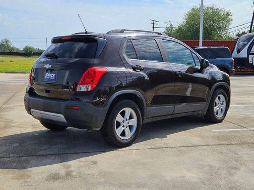Deep Espresso Metallic 2016 Chevrolet Trax LT
