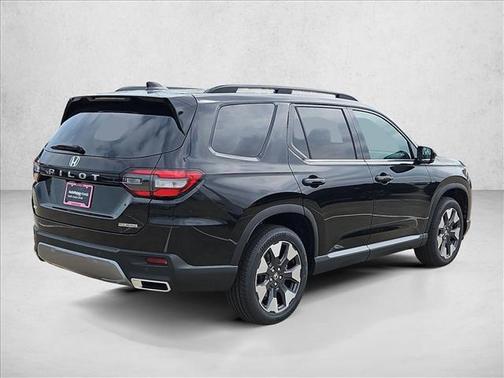 2026 Honda Pilot Touring 8-Passenger
