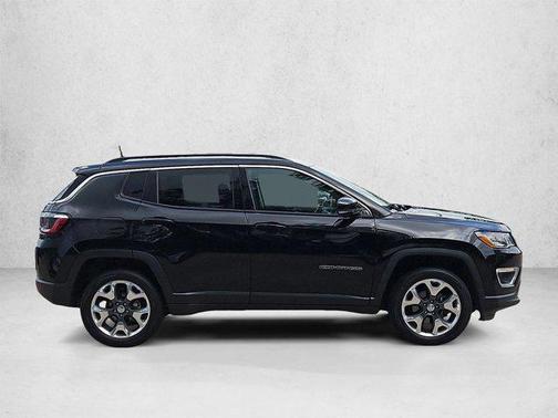 Diamond Black Crystal Pearlcoat 2021 Jeep Compass Limited