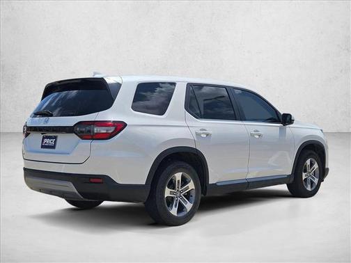 Platinum White Pearl 2023 Honda Pilot AWD EX-L 8 Passenger