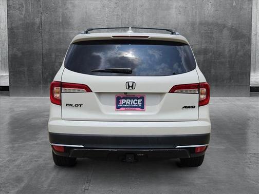 2019 Honda Pilot Touring 8-Passenger