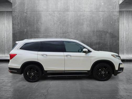 2019 Honda Pilot Touring 8-Passenger