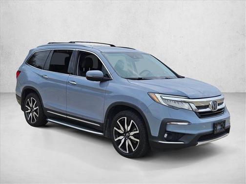 2022 Honda Pilot Touring 8-Passenger