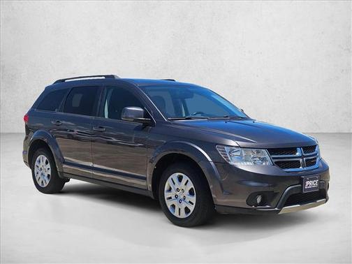 Granite Pearlcoat 2019 Dodge Journey SE