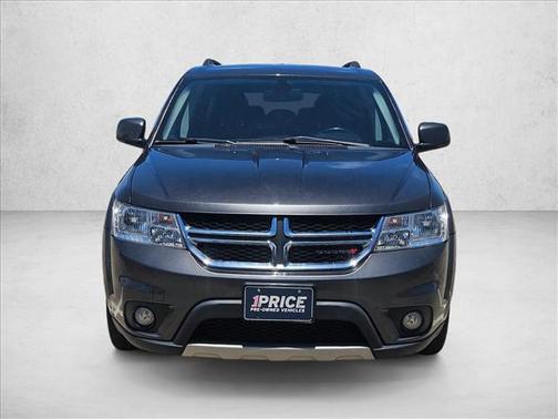 Granite Pearlcoat 2019 Dodge Journey SE