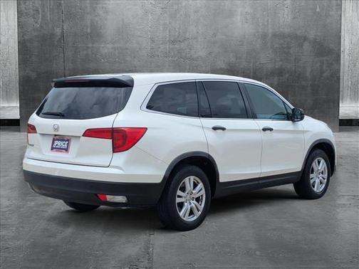 2016 Honda Pilot LX