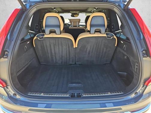 2019 Volvo XC90 Hybrid T8 Inscription