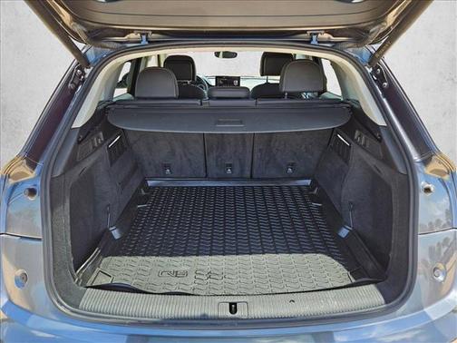 Daytona Gray Pearl Effect 2022 Audi Q5 45 S line Premium Plus