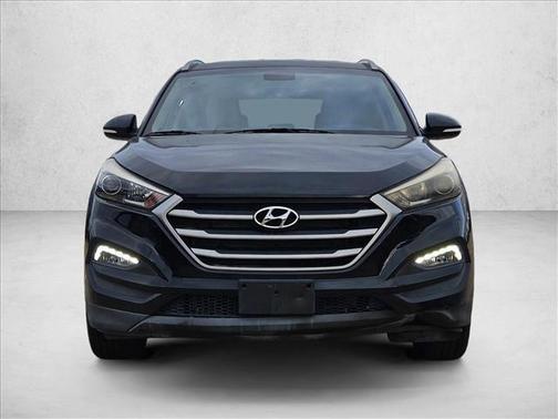 Black Noir Pearl 2017 Hyundai TUCSON SE Plus