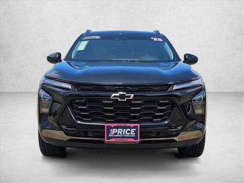 Mosaic Black Metallic 2025 Chevrolet Trax FWD ACTIV