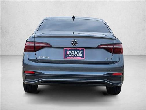 Platinum Gray Metallic 2022 Volkswagen Jetta 1.5T SE