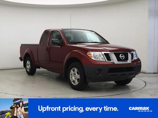 Red 2018 Nissan Frontier S