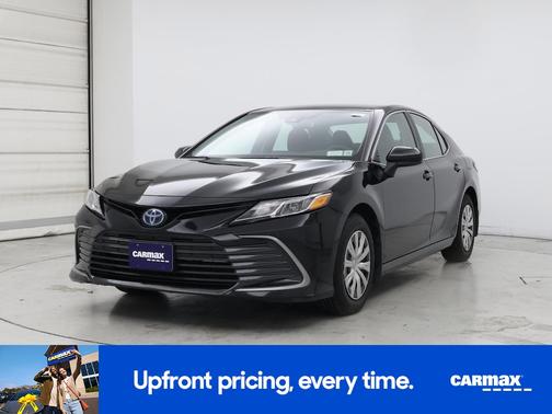 2022 Toyota Camry Hybrid LE