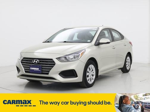 2020 Hyundai Accent SE