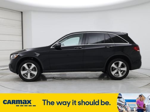 2022 Mercedes-Benz GLC 300