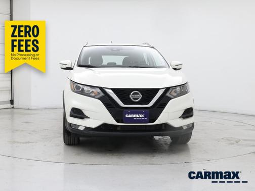 White 2020 Nissan Rogue Sport SV