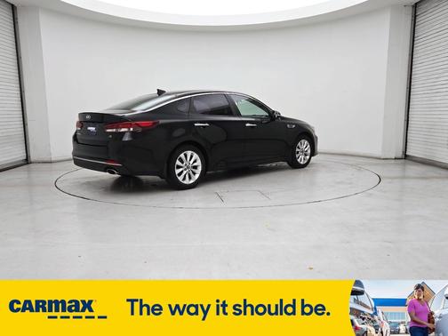 2018 Kia Optima S
