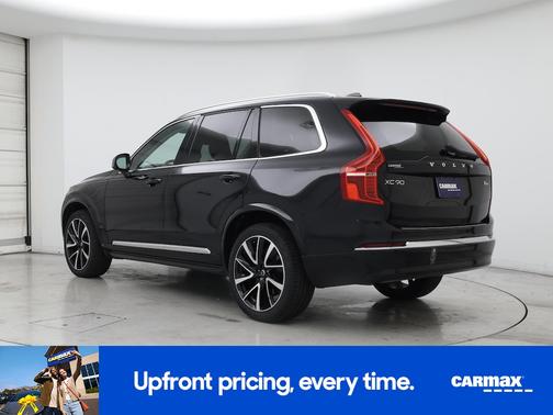 2023 Volvo XC90 B6 Plus