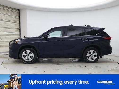 Blue 2023 Toyota Highlander LE