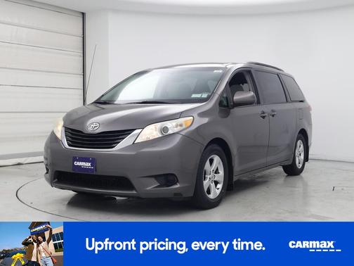2014 Toyota Sienna LE