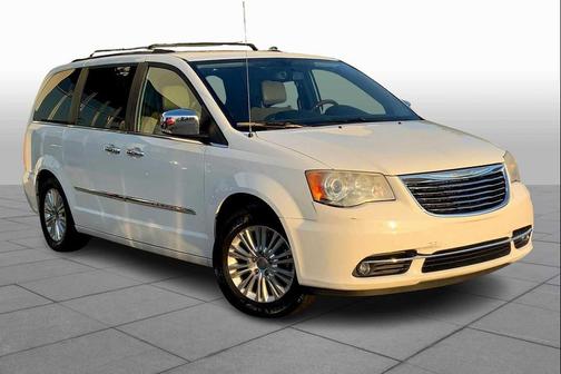 2012 Chrysler Town & Country Limited