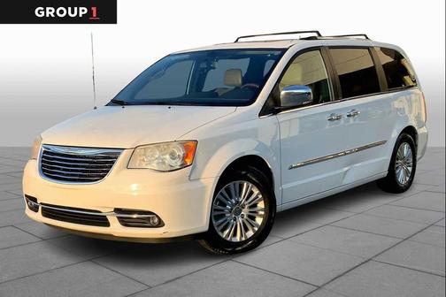 2012 Chrysler Town & Country Limited