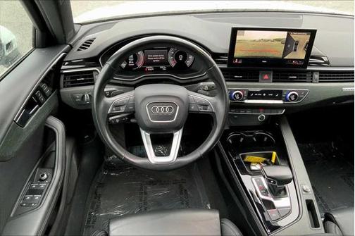 2023 Audi A4 45 S line Premium Plus