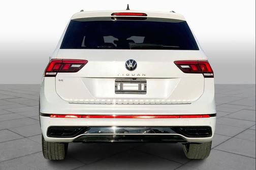 2022 Volkswagen Tiguan 2.0T SE R-Line Black