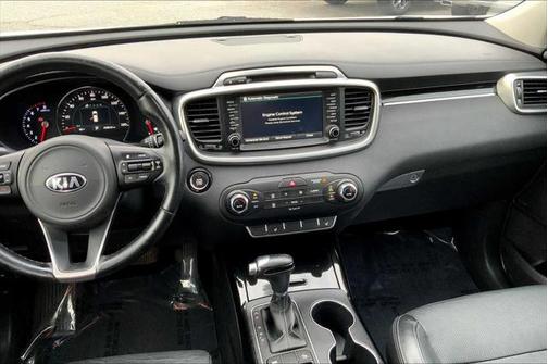 2016 Kia Sorento SX