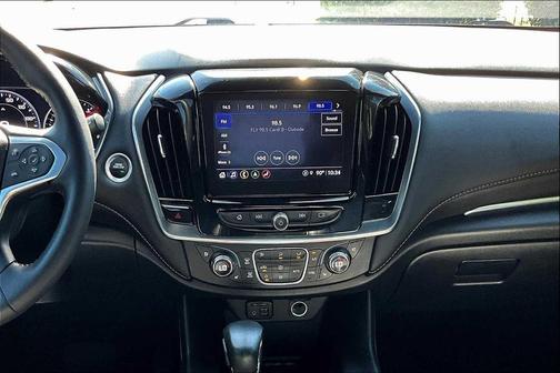 2022 Chevrolet Traverse Premier