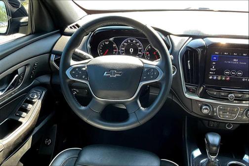 2022 Chevrolet Traverse Premier